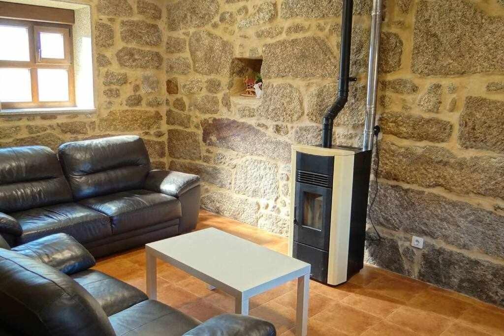 Casa rural recién restaurada en Canedo con terraza Carnota Extérieur photo