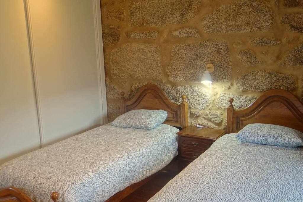 Casa rural recién restaurada en Canedo con terraza Carnota Extérieur photo