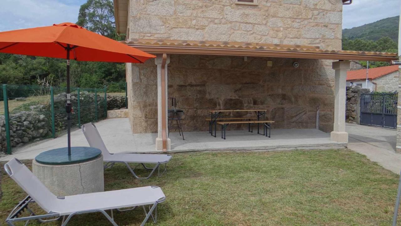 Casa rural recién restaurada en Canedo con terraza Carnota Extérieur photo