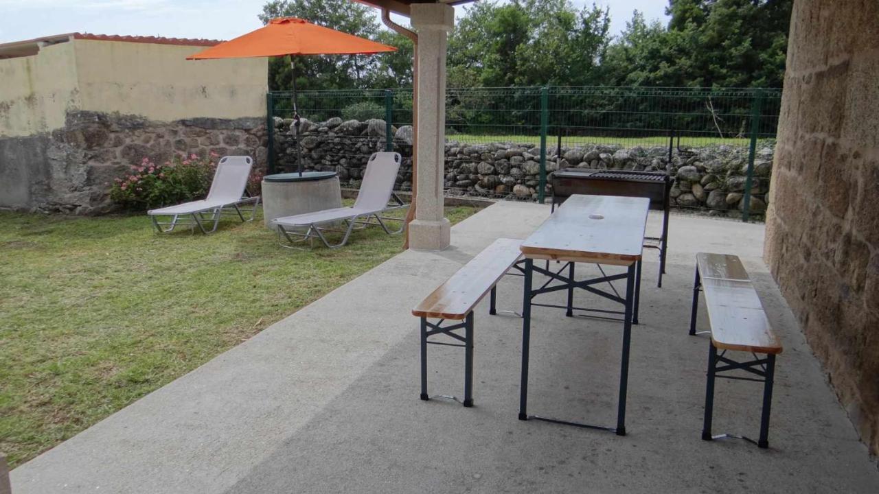 Casa rural recién restaurada en Canedo con terraza Carnota Extérieur photo